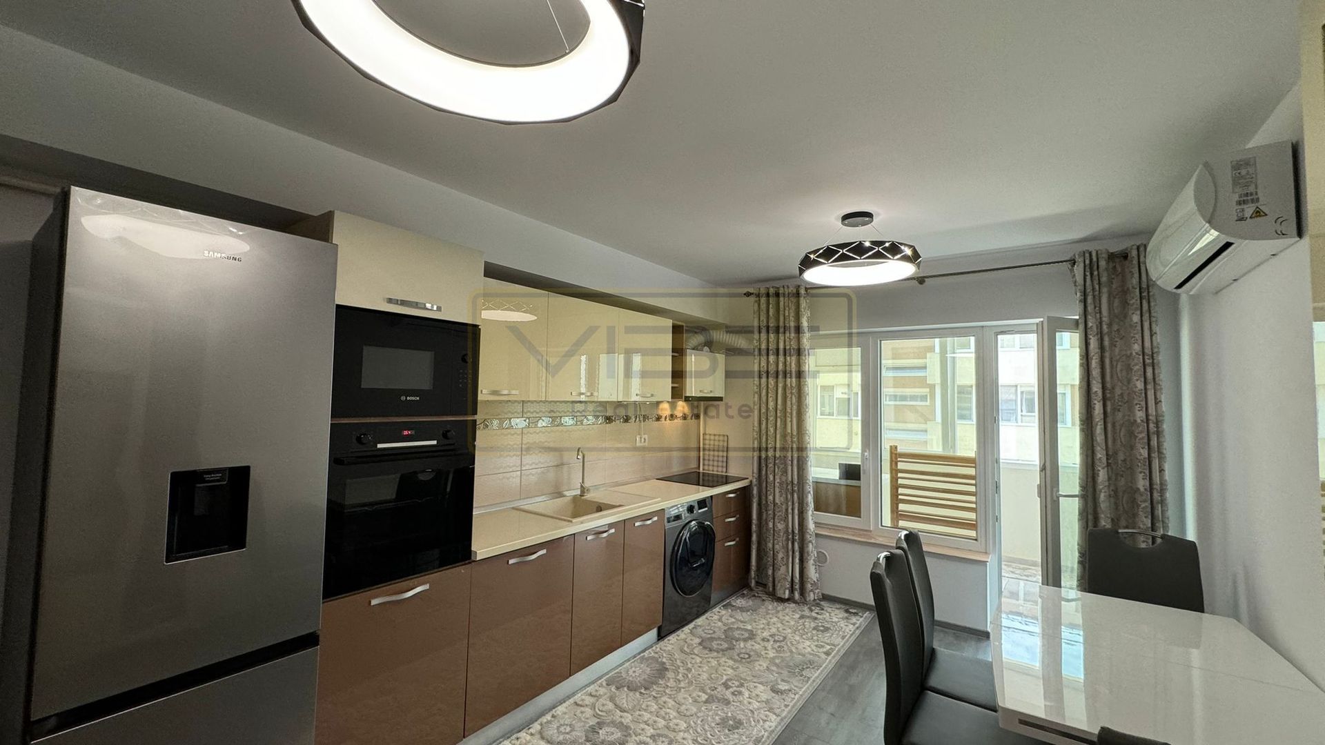 Apartament 3 camere 2 bai+parcare acoperita Copou - Poză 5