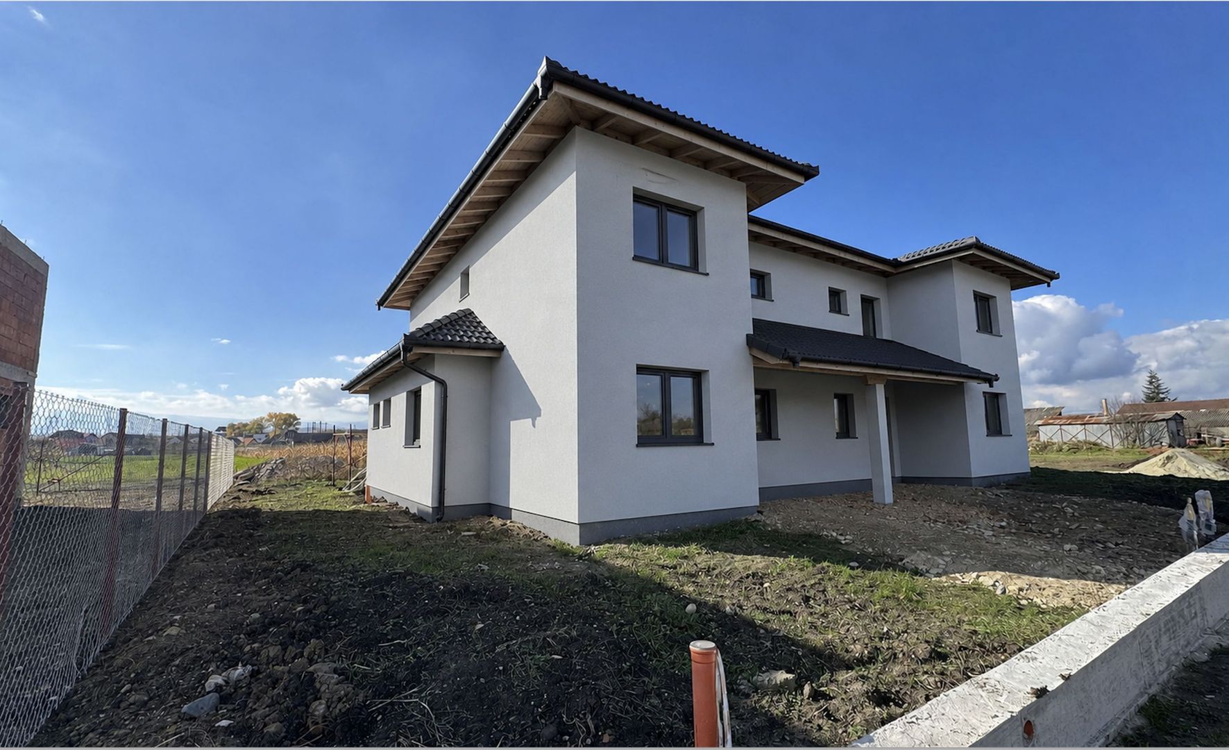 OFERTA! - Casa duplex NOUA  Sura Mica - Sibiu - Poză 1