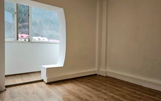 Apartament cu doua camere, zona Racadau 57 mp - vedere spre Tampa - Poză 4