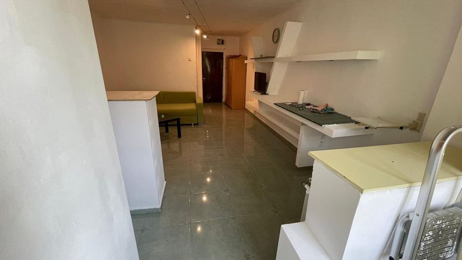 Garsoniera - Dreptatii, Militari - Poză 1