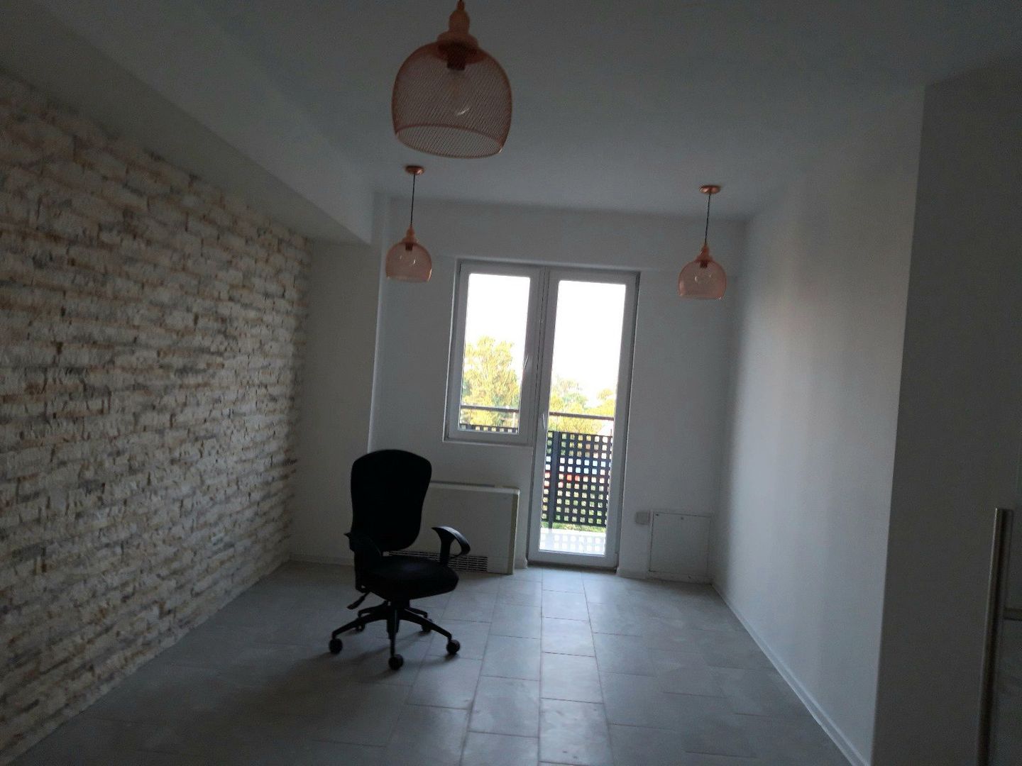 SAD birou cu 4 camere si balcon - Poză 3