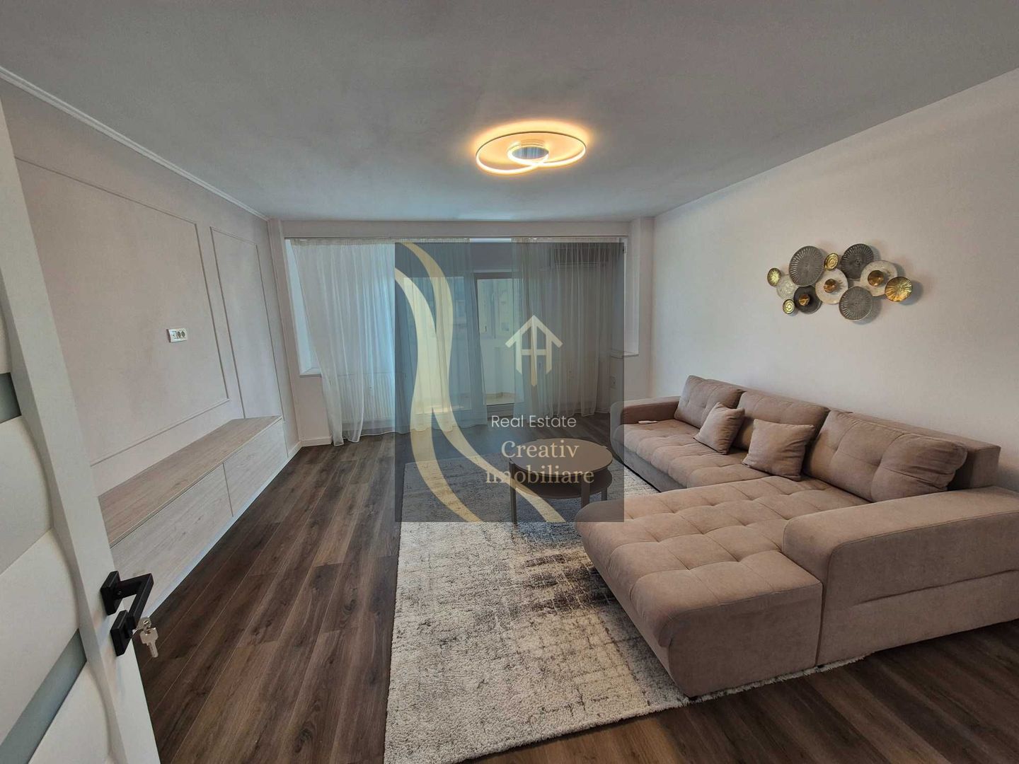 Superb apartament decomandat 3 camere rond Piata Alba Iulia - Poză 1