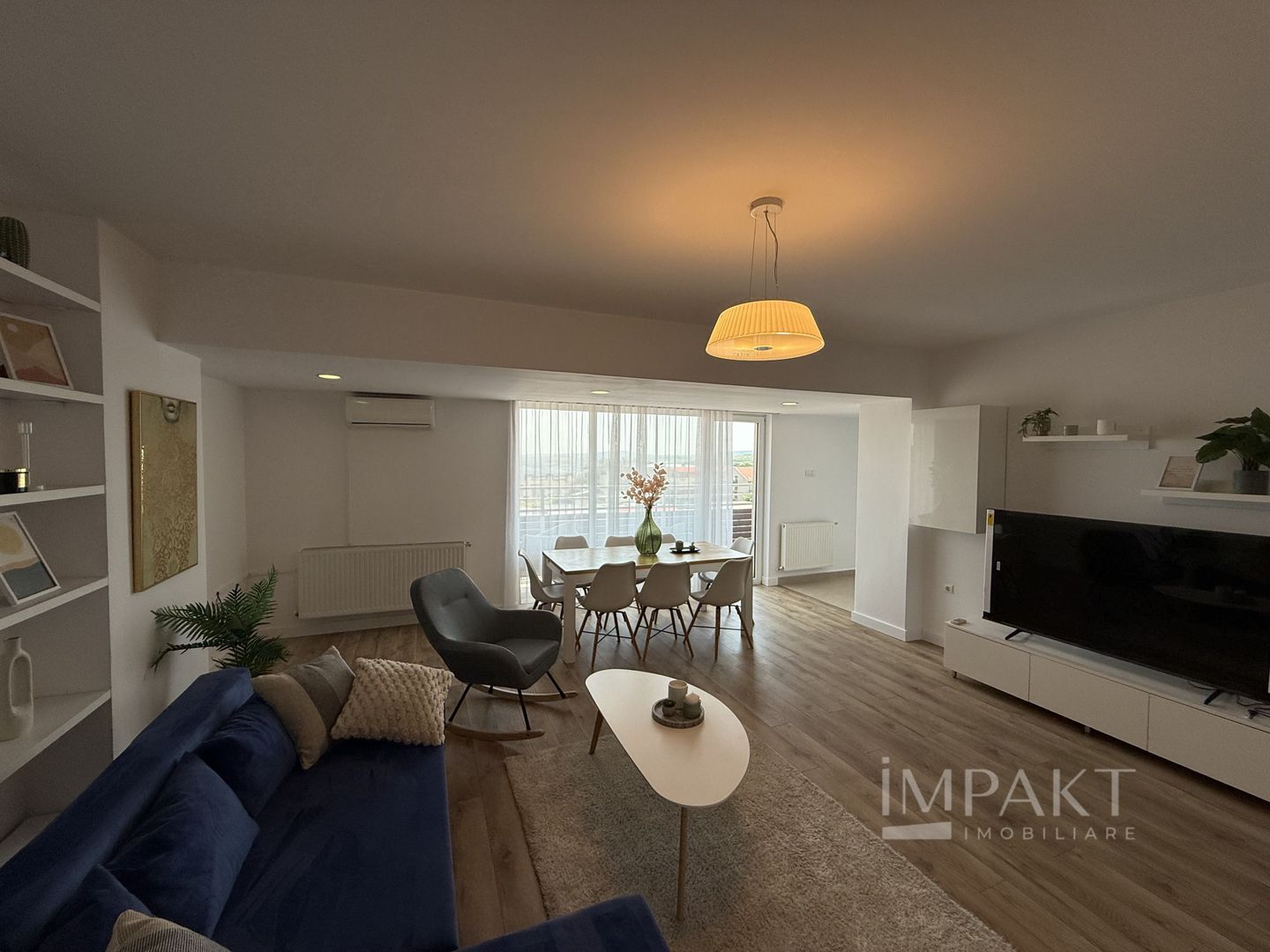 Penthouse pe doua niveluri cu 5 camere in cartierul Buna Ziua - Poză 3