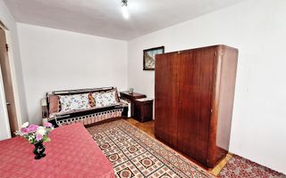 Zona Garii Apartament 3 camere, etaj 3/4, insorit, liber, 119900 euro - Poză 8