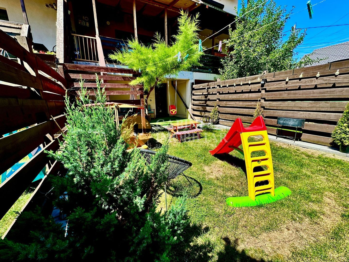 Casa Triplex Rediu Complet Mobilat - Poză 20