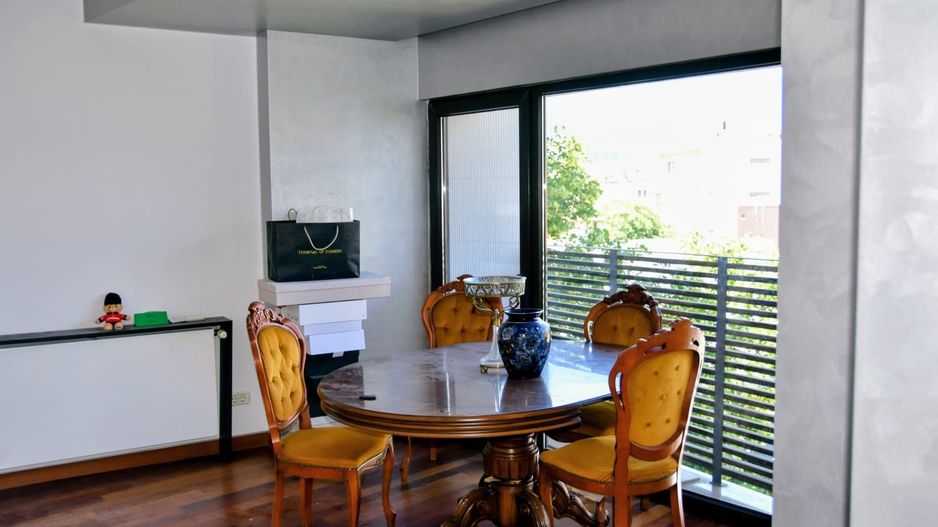 BRASADAS închiriază Ap 4 cam GARAJ Et 3,4/5 ROMANA. - Poză 2