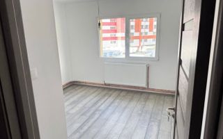 Apartament 2 Camere - Renovat - Targu Ocna - Poză 4