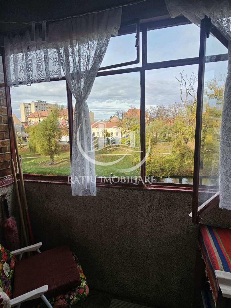 Apartament cu 3 camere | etaj 1 | Ultracentral | Oradea - Poză 10