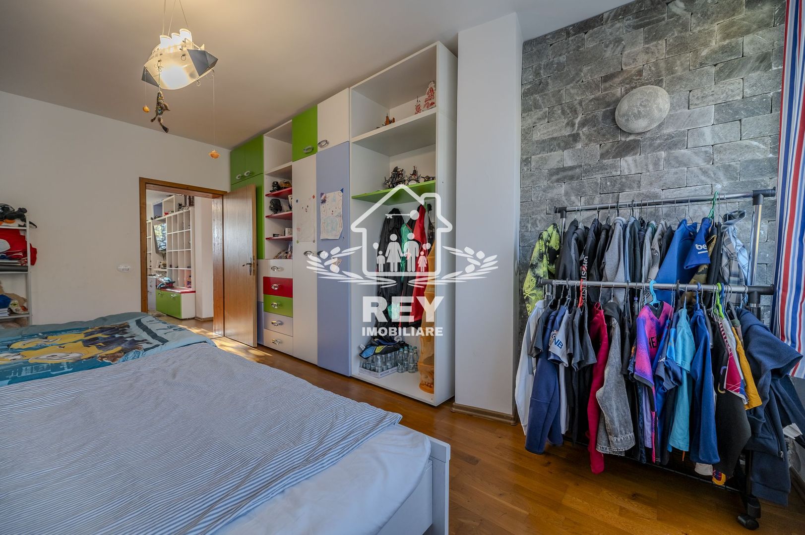 De Vânzare Vila Superba la liziera parcului Sub Arini - Poză 11