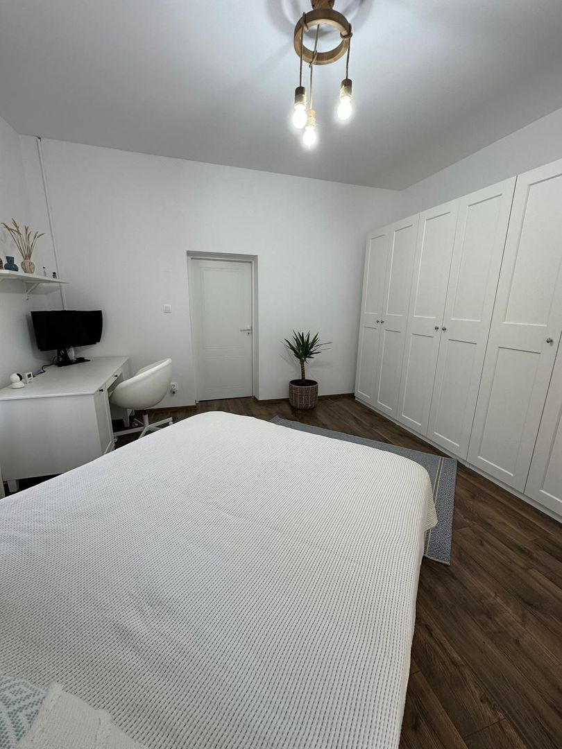 Imobil cu destinatii multiple- 6 apartamente - Poză 36