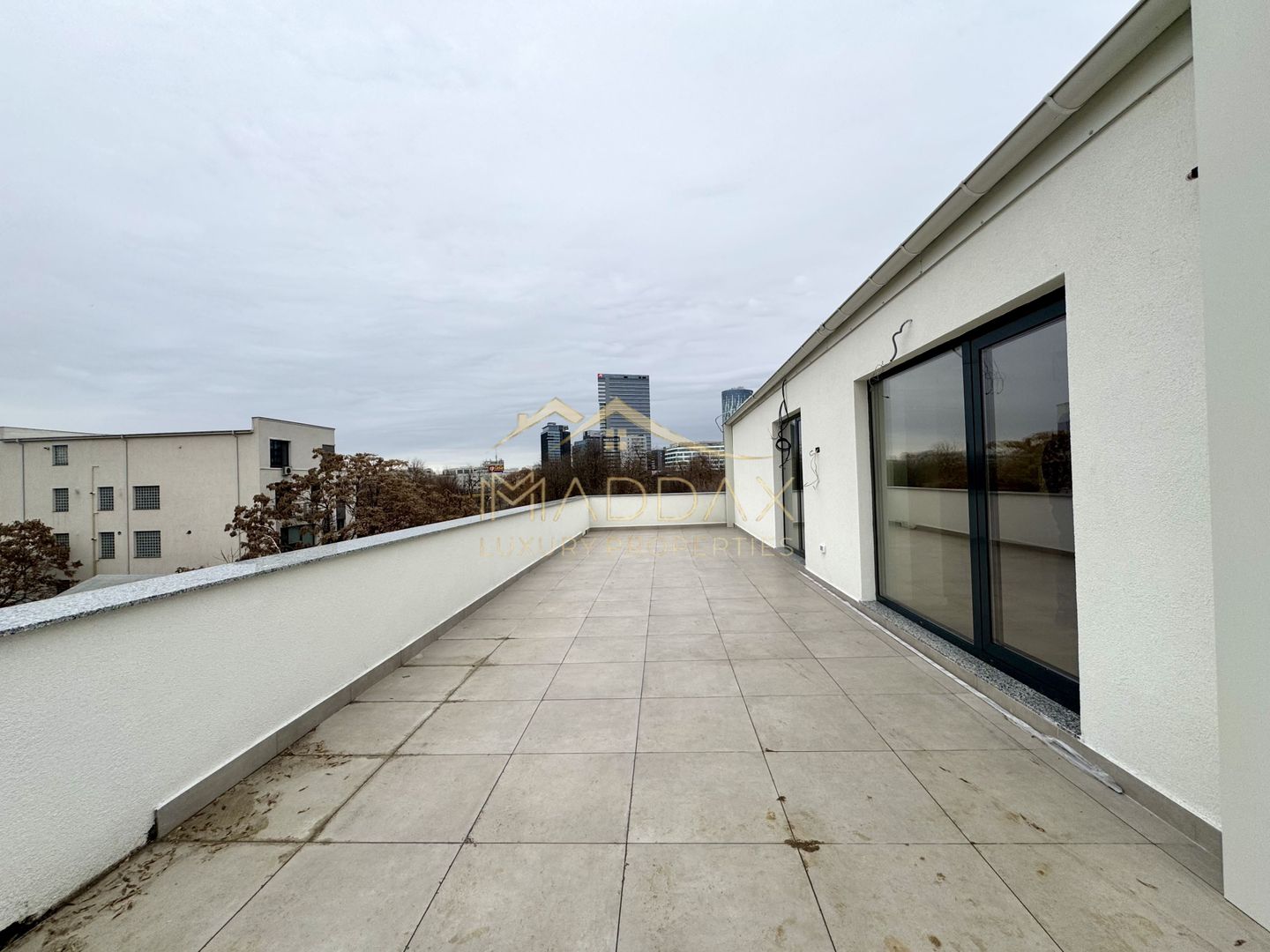 Apartament cu 3 camere *Prima Inchiriere* + Terasa *50mp* / Aviatiei - Herastrau - Poză 22