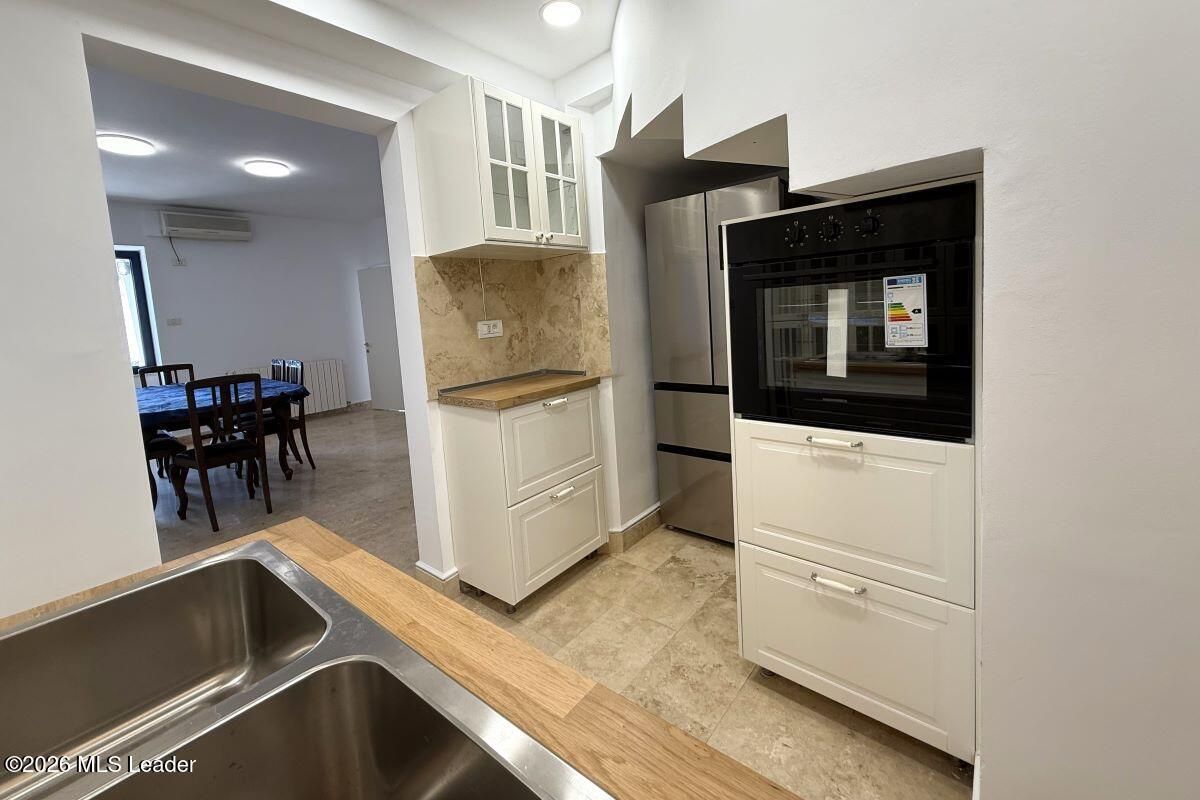 Polona - Duplex 256 mpu, 6 camere, etaje 6+7, panorama, terase 52 mp - Poză 27