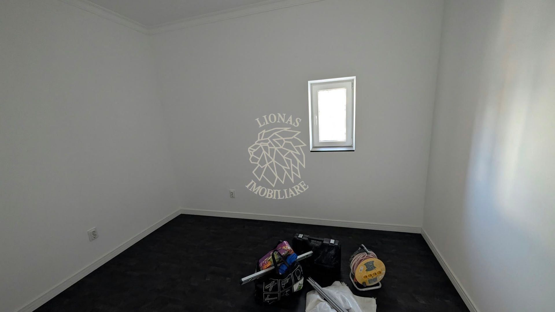 Apartament la casa 3 camere-etaj 1-Renovat complet-Central - Poză 3