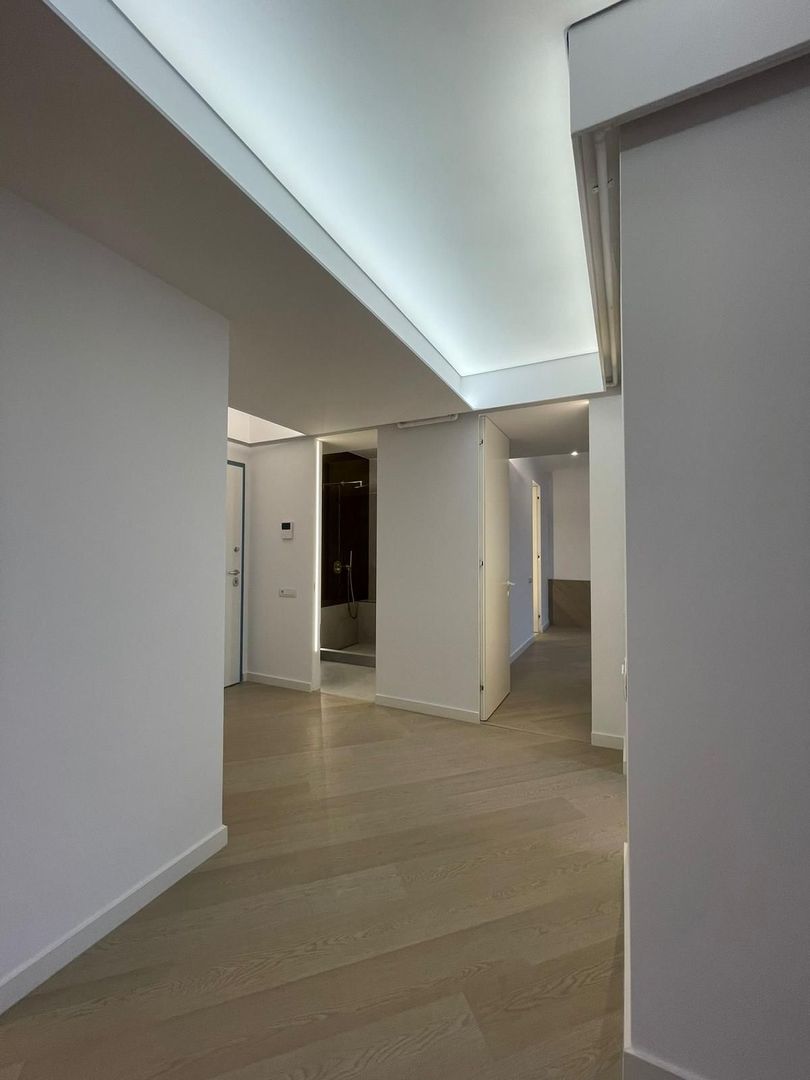 Cortina North || 3 Camere || Nemobilat || Activitate birou - Poză 4