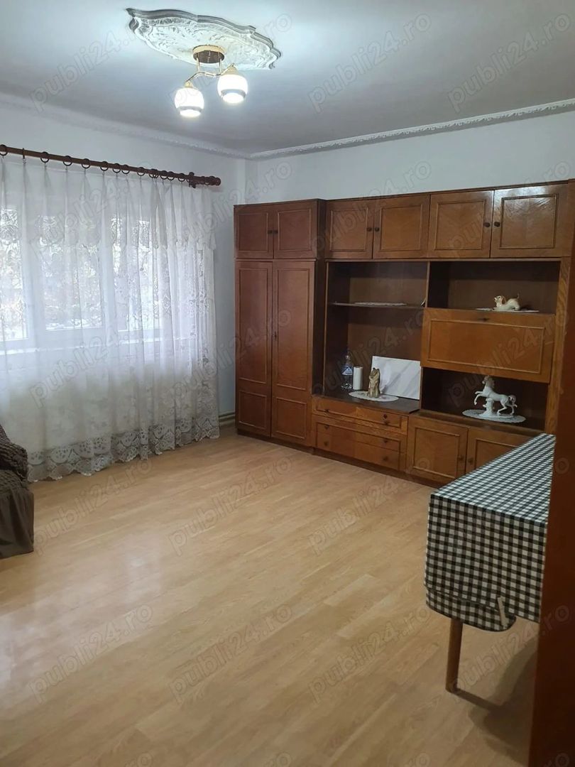 Apartament 3 camere, Str. Maior Bacila Vasile,  cu loc de parcare - Poză 2