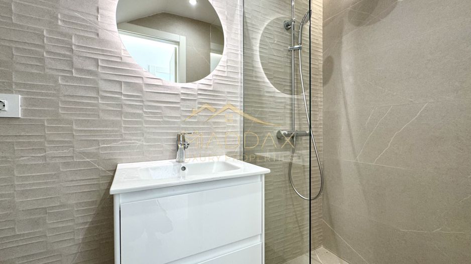 Vila cu 6 camere *575mp* / 2 locuri parcare // Pipera- Iancu Nicolae - Poză 18