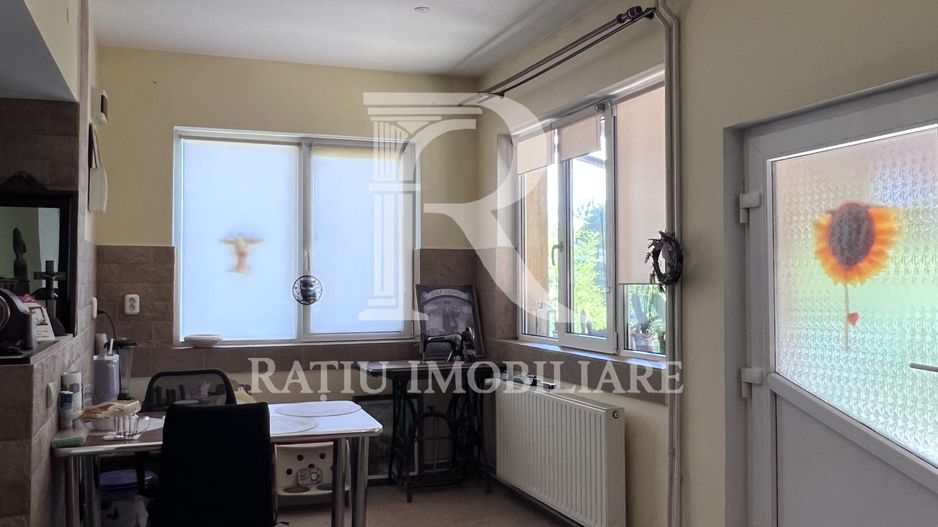 Casă cu 4 camere de vânzare | Parcelă de 700 mp | Sântandrei | Bihor - Poză 4