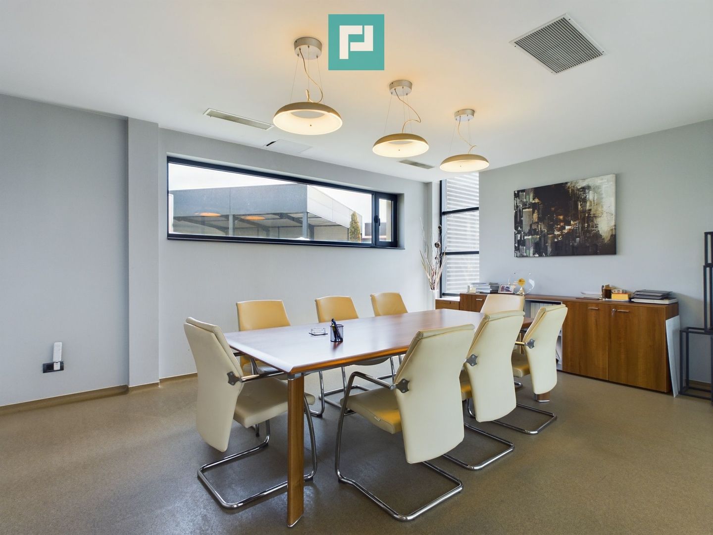 Clădire modernă pentru birouri 340 mp - Poză 6