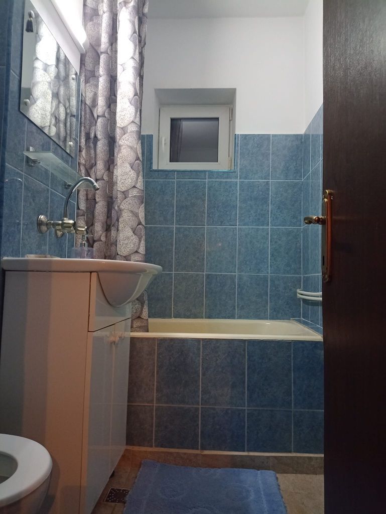 Vând apartament 3 camere - Poză 7