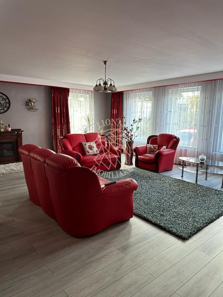 Casa 5 camere 240 mp+anexa-teren 1100 mp-terasa-garaj-Unirea - Poză 2