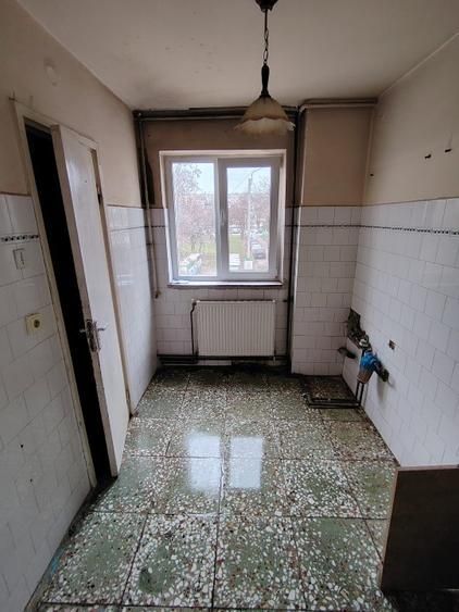 Apartament 2 Camere, Zona Cetatii, Etaj 1, Boxa inscrisa CF, Necesita renovare - Poză 4