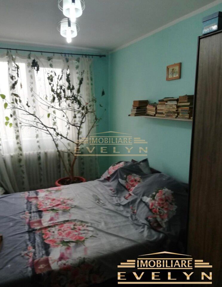 Apartament 4 camere de vanzare , zona Parcul Mihai Eminescu - Poză 2