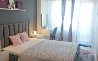 Inchiriez ap complex royal town cu parcare inclusa - Poză 1