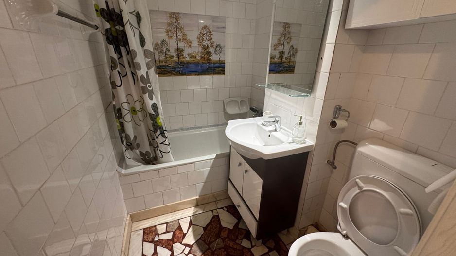 Costin Georgian Chisinau 2 camere 5/8 42 mp - Poză 7