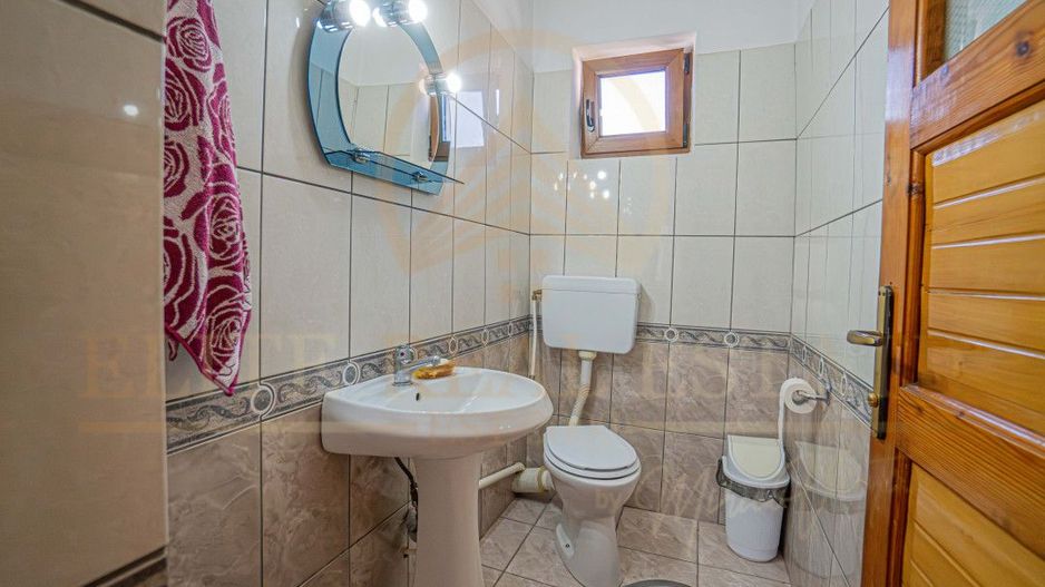 Agigea - Vila D+P+1E+M pe un teren de 772 mp cu o deschidere de 21,46 m. - Poză 50