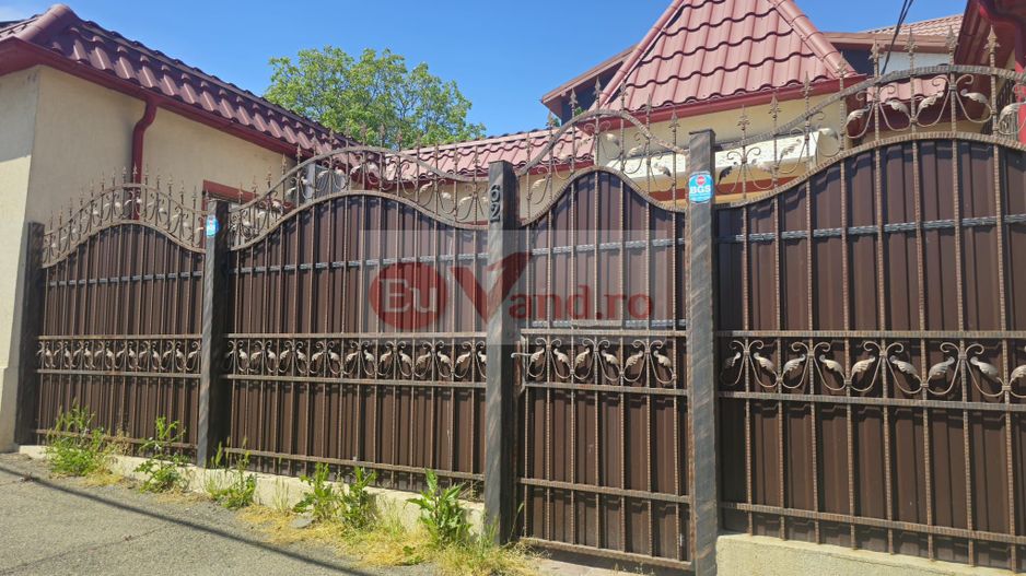 De vanzare casă individuală 3 camere  Str. Vultur, 105.000 euro - Poză 1