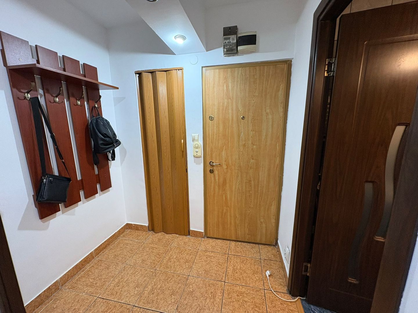 AP. 2 CAMERE - EROII REVOLUTIEI, REABILITAT, BUCATARIE INCHISA,METROU - Poză 6
