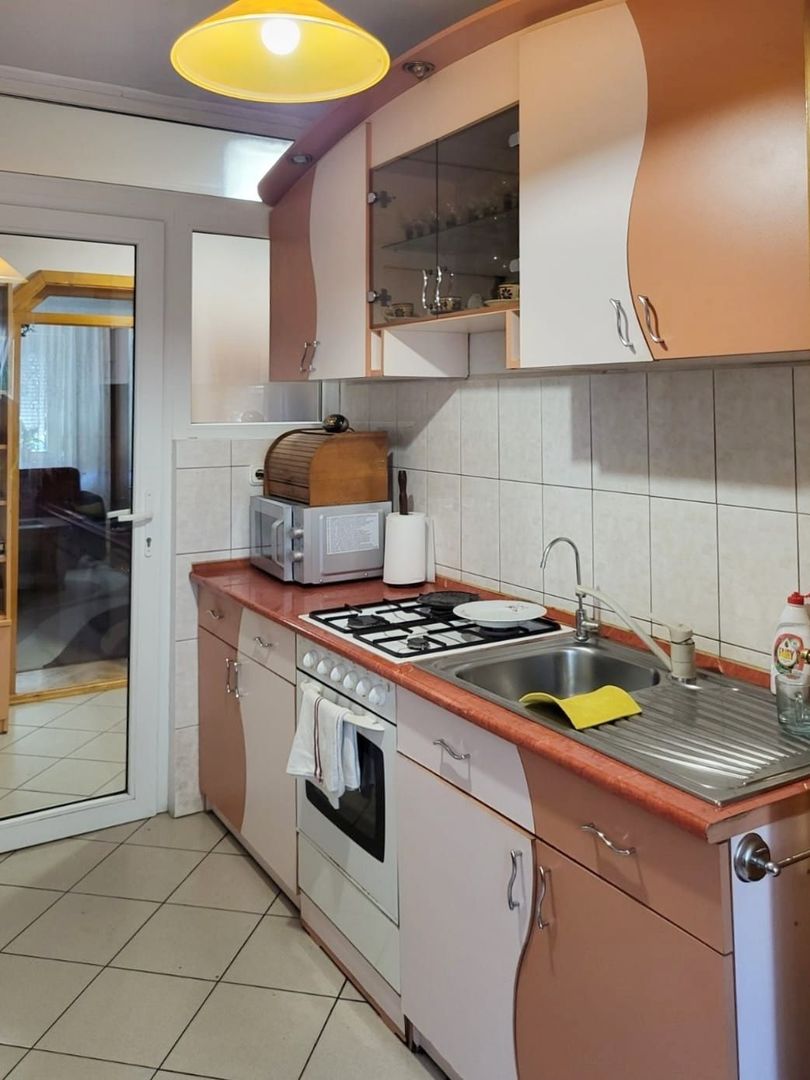 Apart. 3 camere etaj 1, aproape de Complexul Velenta, Oradea – VANZARE - Poză 9
