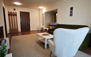 Apartament 2 camere, 65 mp, etaj 8/8, bloc 1990, lift, Decebal - Poză 2