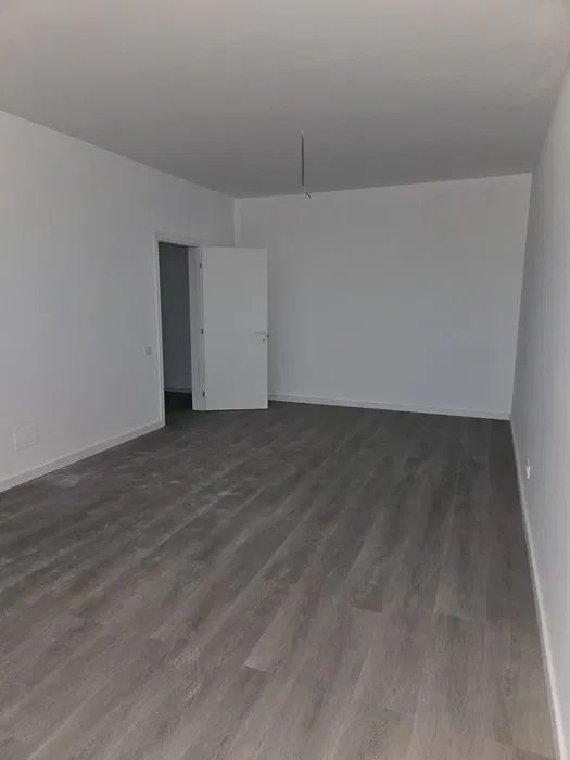 Apartament cu 2 camere de vanzare - Exigent Plaza, Metrou Lujerului - Poză 4