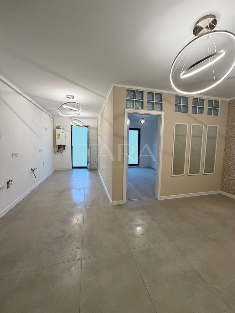 Apartament  3 camere Finisat | 56mp |  Floreşti - Poză 3