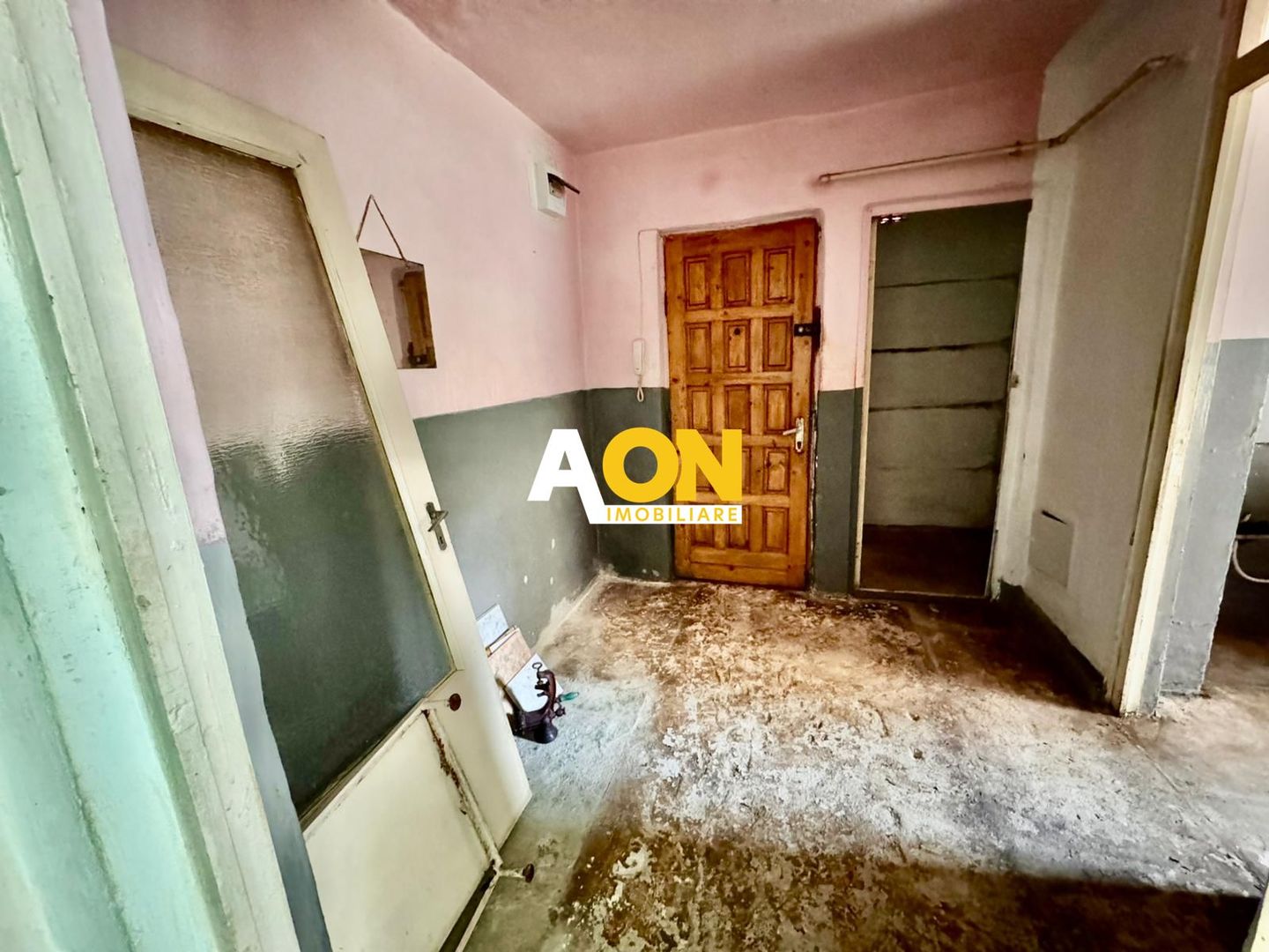 Apartament 2 camere de vânzare | 50 mp | Parter | Zona Cetate - Poză 2