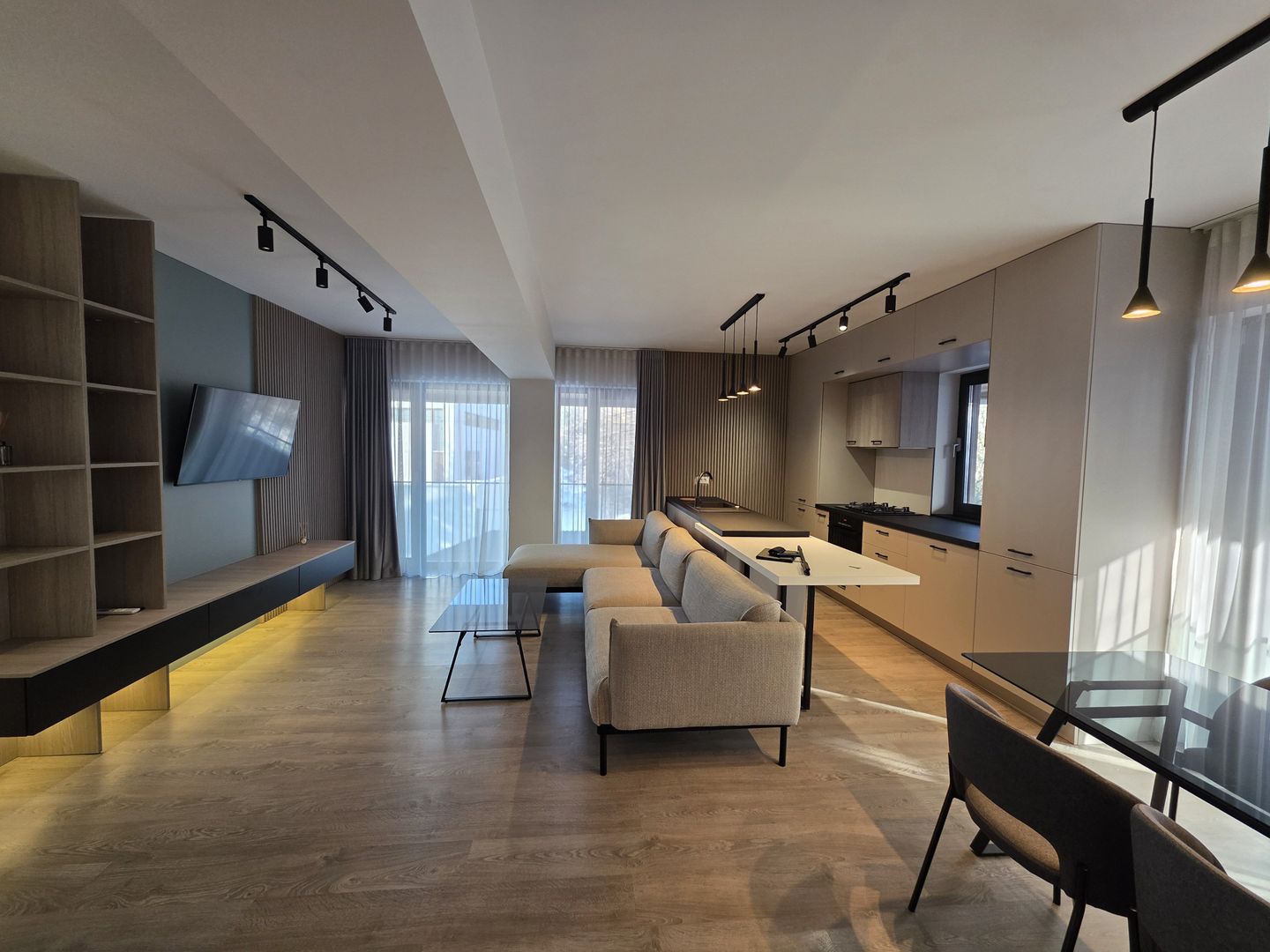 4 camere devanzare Iancu Nicolae Cambrige School parcare subterana lux - Poză 13