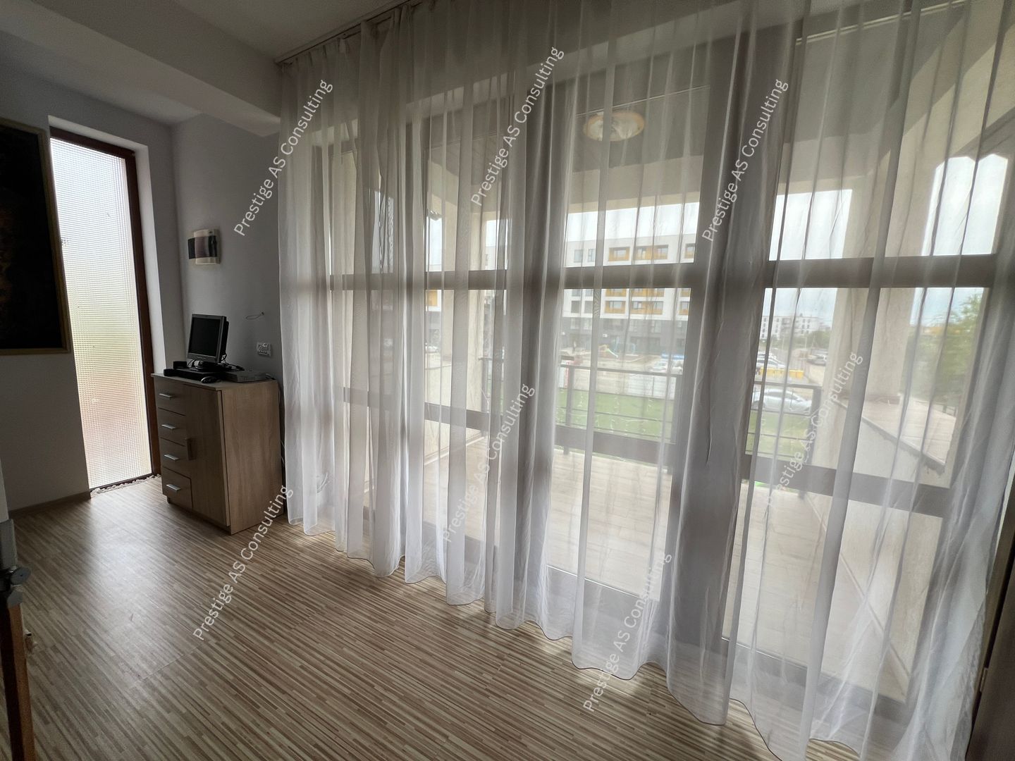 Casa 7 incaperi + Anexe | 1420mp Teren | La Intrare in Dumbravita - Poză 12
