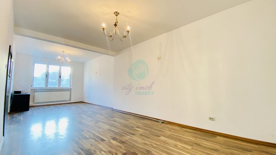 Apartament 6 camere tip dublex - Poză 7