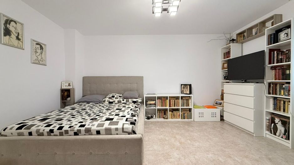 Casa renovata integral | acces auto in curte | Centrala proprie - Poză 8