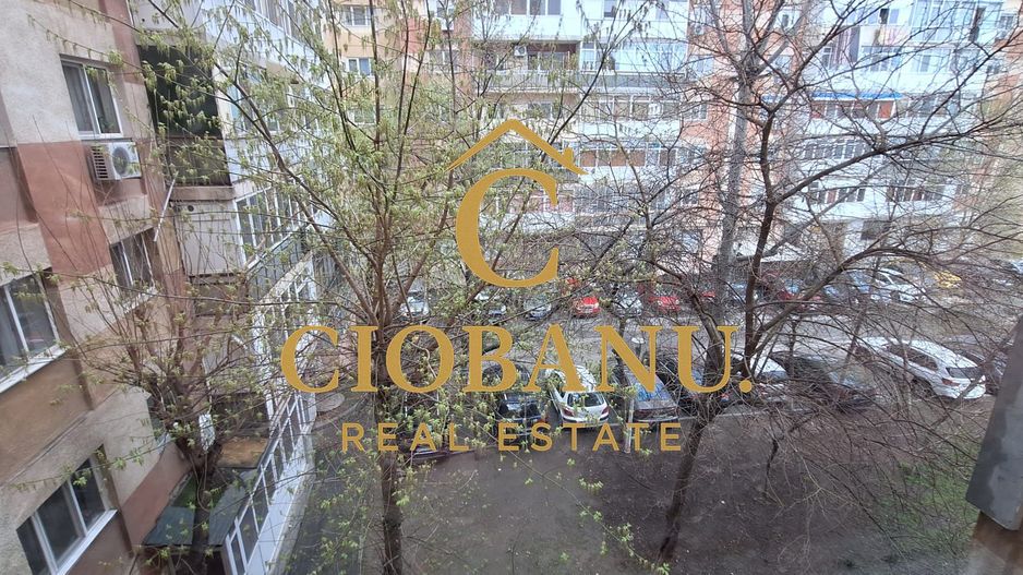 Apartament etaj 3/8 decomandat zona 1 Mai-Sara de vanzare - Poză 11
