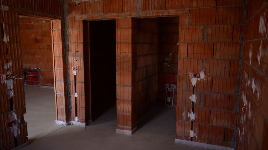 Sanandrei, Duplex pe PArter , 3 Dormitoare, 2 bai, Dresing, Perete Dublu - Poză 12