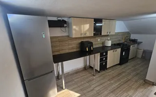 Casă individuală cu 4 camere, complet mobilata, in Cartierul Tineretului - Poză 12