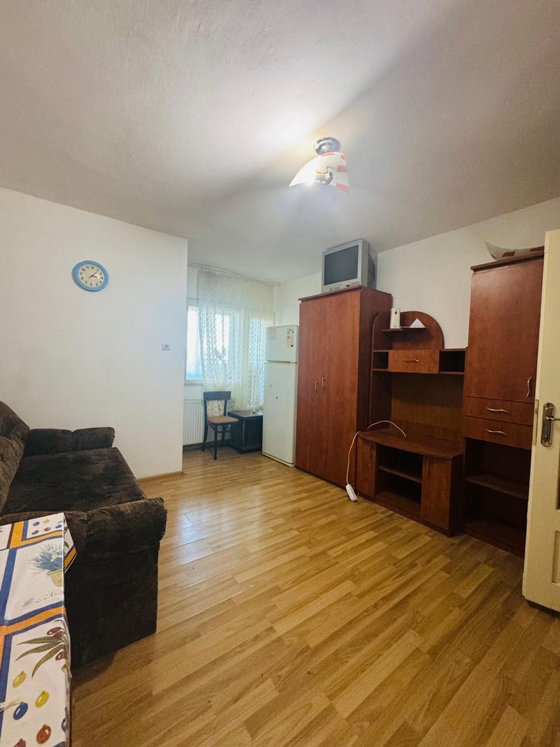 Garsoniera IOSIA Nord Parter - Poză 1