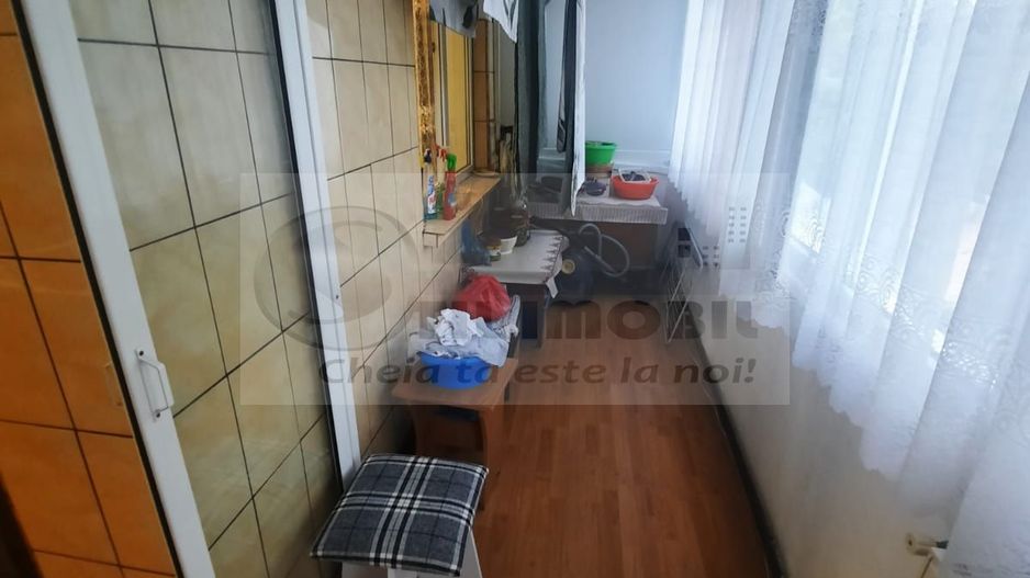 Apartament 3 camere decomanadat, etaj 2/4, zona Cug, 128.000 Euro - Poză 5