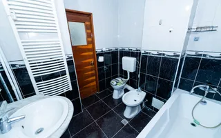Apartament 3 camere decomandat, 88 mp, an 1982, Piata 1 Mai, Victoriei - Poză 17
