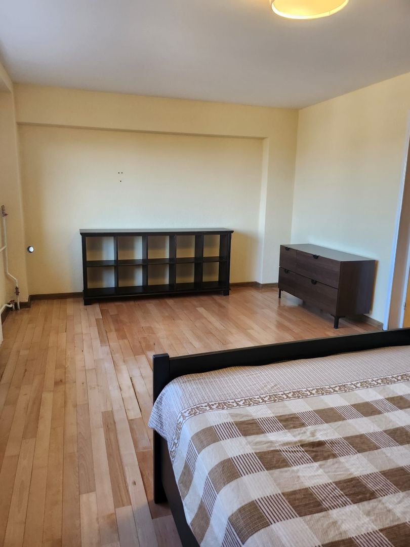 De Inchiriat Garsoniera Bd. Decebal LUX cu TERASA langa Rond Alba Iulia - Poză 18