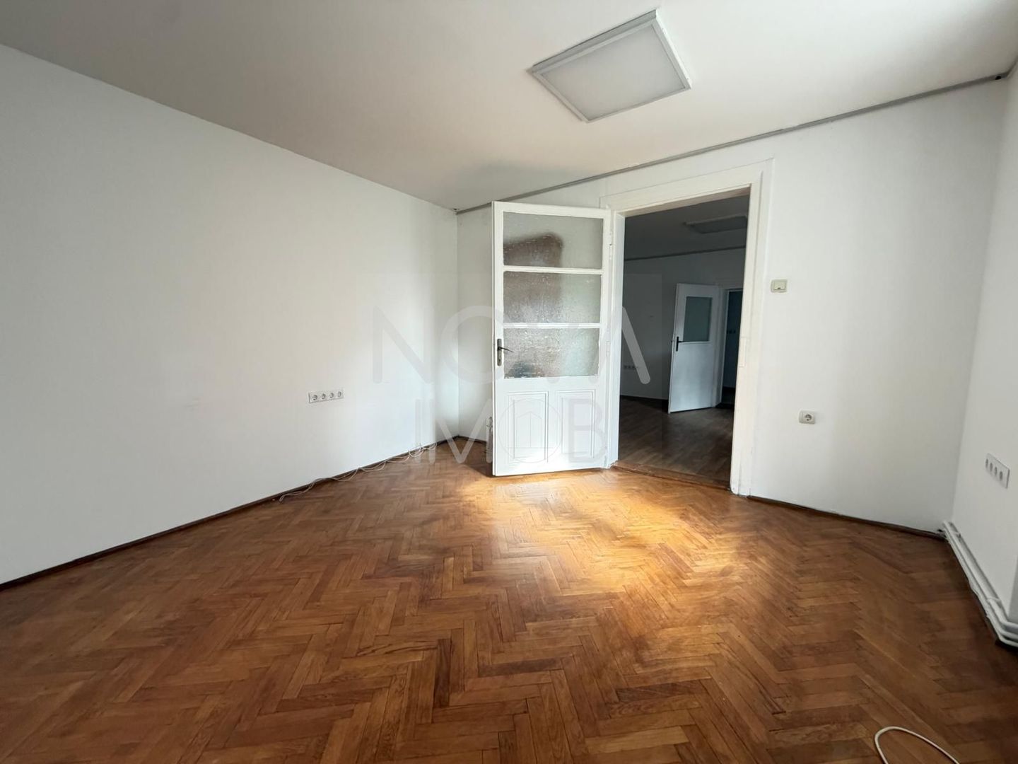 Apartament Orasul de Jos - Pretabil Spatiu de birouri - Poză 2