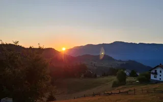 Exclusivitate- Casă rustică de închiriat în Fundata – Priveliște spectaculoasă - Poză 26
