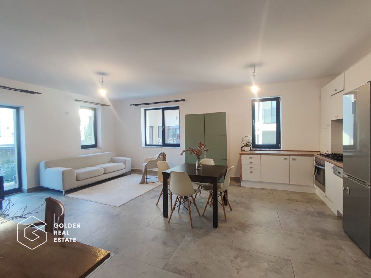 Apartament 2 camere in bloc nou, etaj 1,  zona Teatru - Poză 2